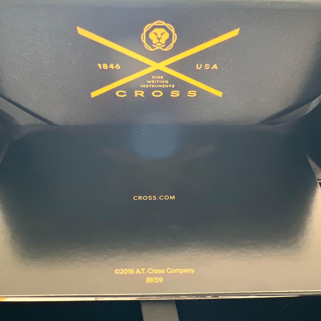 《未使用品》　CROSS 万年筆　ボタニカ　レッド・ホワイト　レディース　箱あり