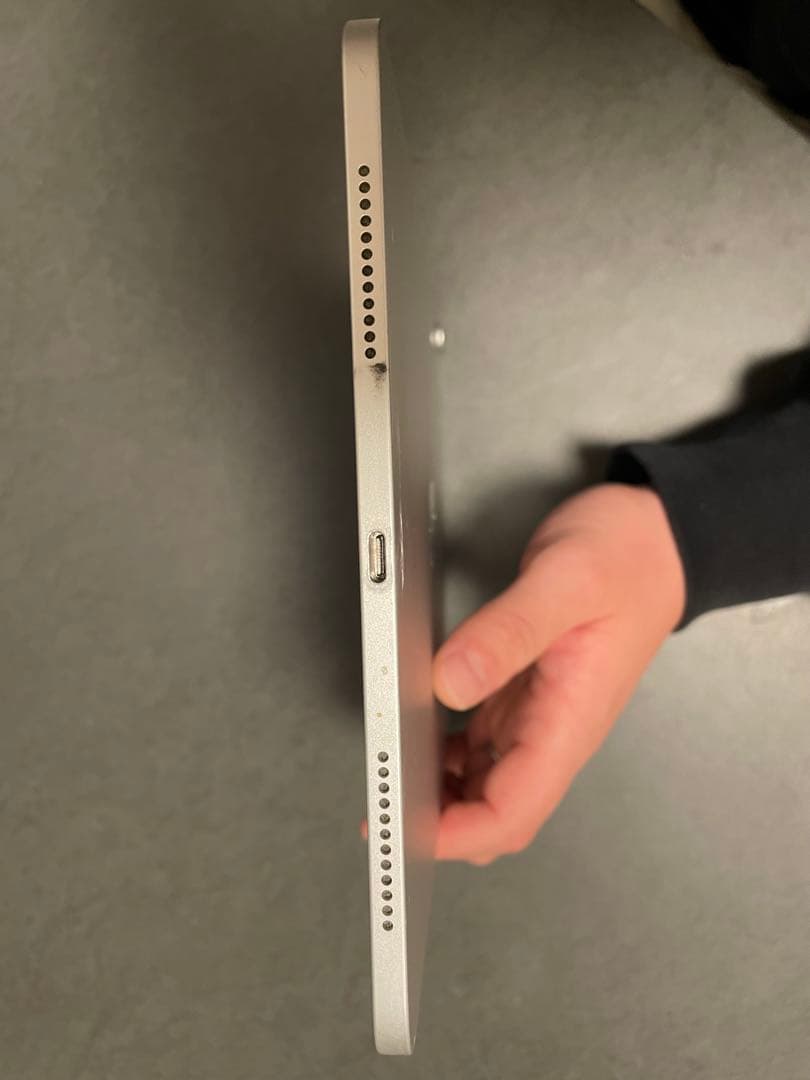 Apple iPad Air (第4世代) シルバー 本体