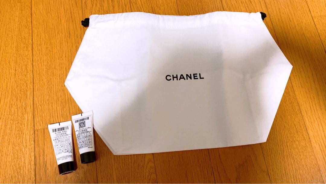 【新品未使用】CHANEL 2025 ホリデーアイシャドウ ＆ マスカラ セット