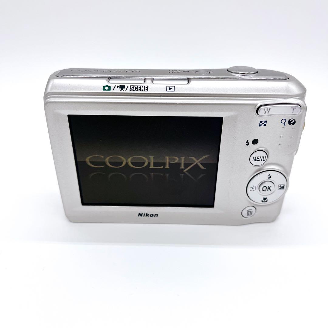 Nikon COOLPIX L19 デジタルカメラ 8メガピクセル　コンパクト