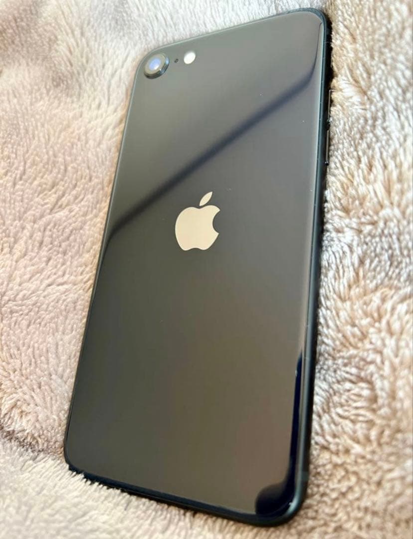 iPhone SE 第3世代 (SE3) ブラック 64GB SIMフリー 本体