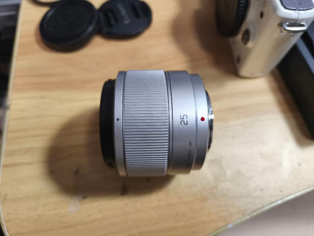 LUMIX DMC-GF2　LUMIX G 25mm F1.7 ASPH