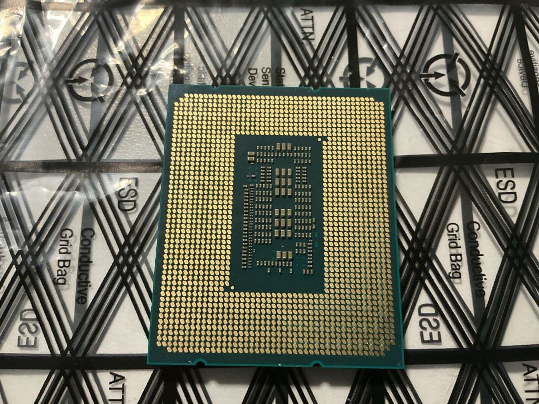 【動作確認済み】intel Core i7-12700F