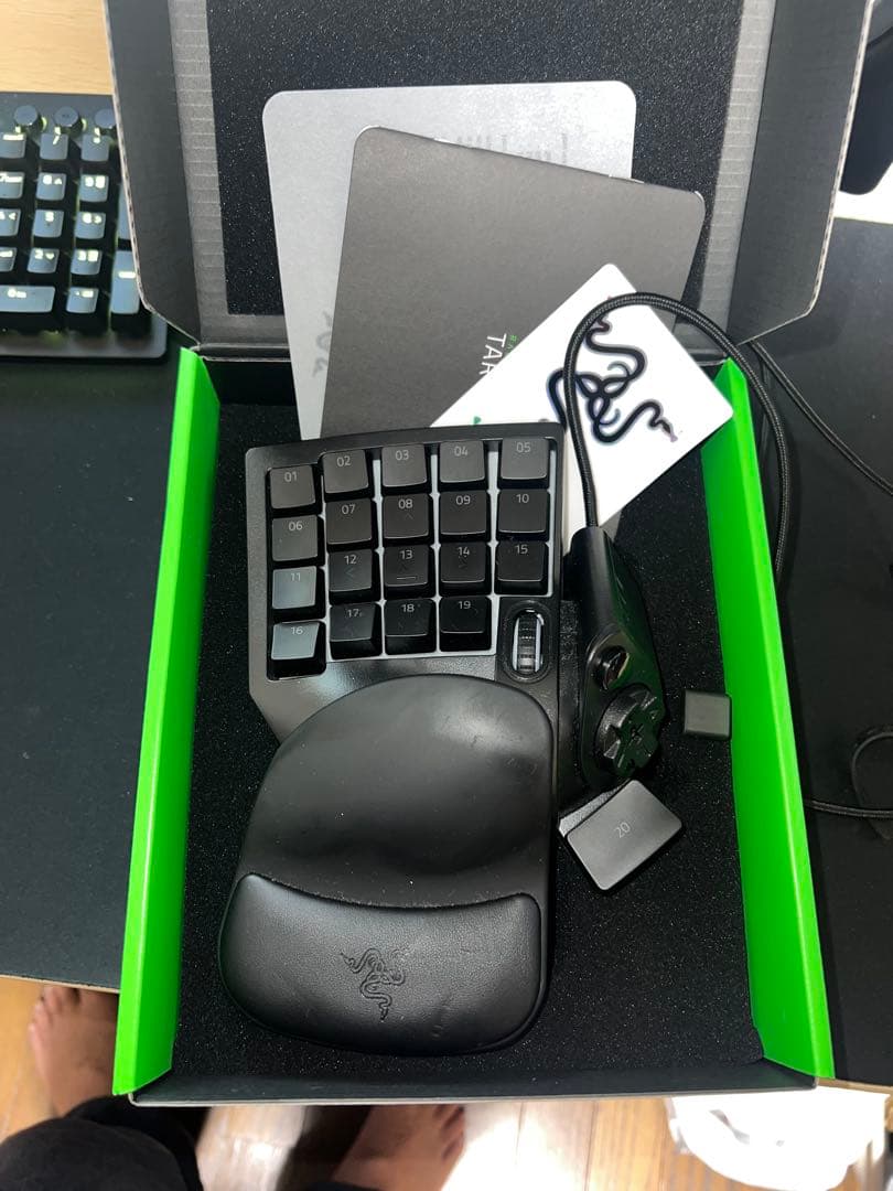 Razer Tartarus V2 左手デバイス　ほぼ新品