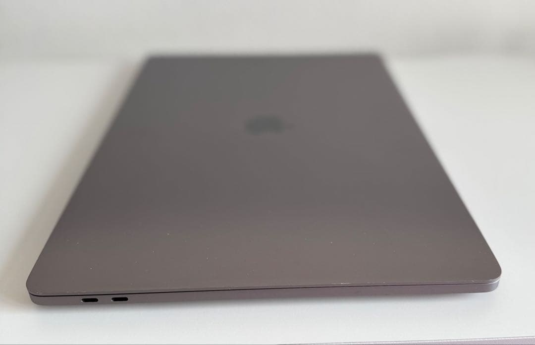 美品 Macbook Pro 2019 16インチ Windows 11 Pro