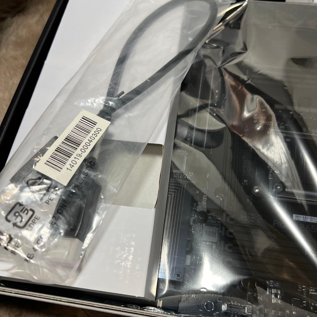 新品未使用　ASUS ProArt B650-Creator