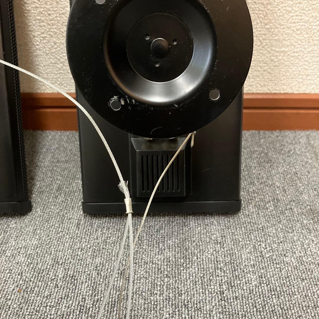 Hypersound HSS-3000 展示　サイネージ　指向性音響機器 業務