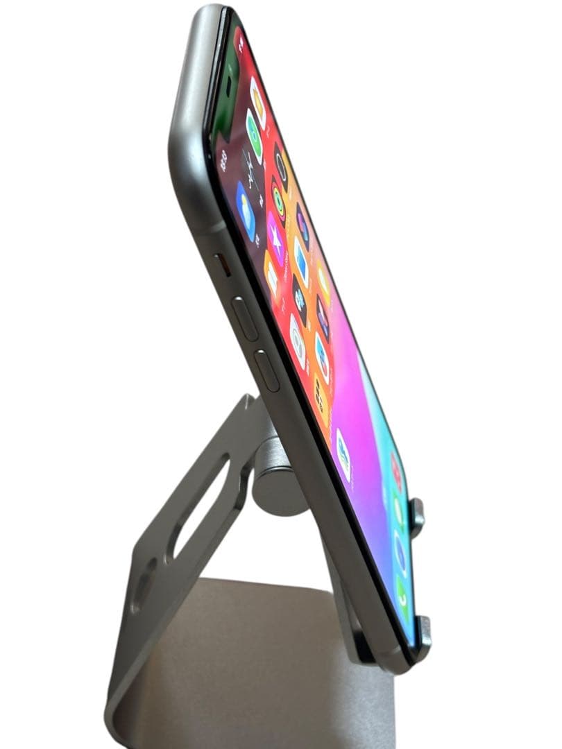 【美品】iPhone 11 64GB SIMフリー ホワイト