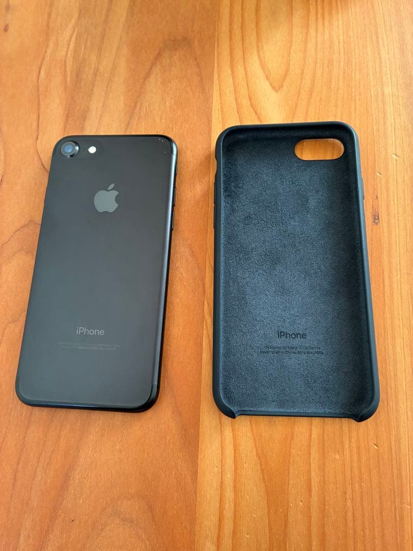 iPhone 7 本体 128GB 【動作確認済み・美品】