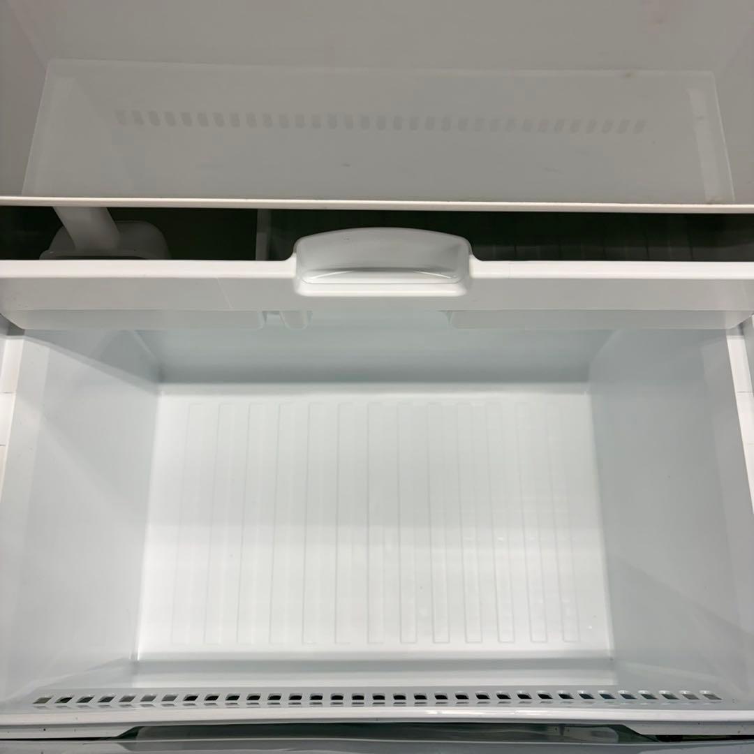 810 大人気3ドア　ガラストップ　冷蔵庫　大型　363L 左開き　自動製氷機付
