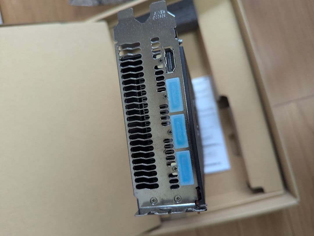 グラフィックボード・グラボ・ビデオカード HIS RX Vega 64 Air Black 8GB