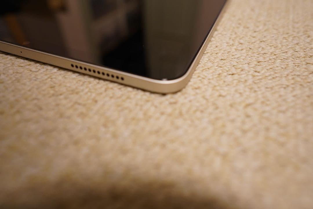 iPad Air M1 Wi-Fi 64GB - スターライト（第5世代
