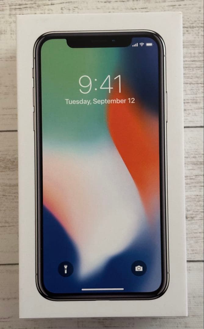iPhone X Silver 64 GB おまけ付き