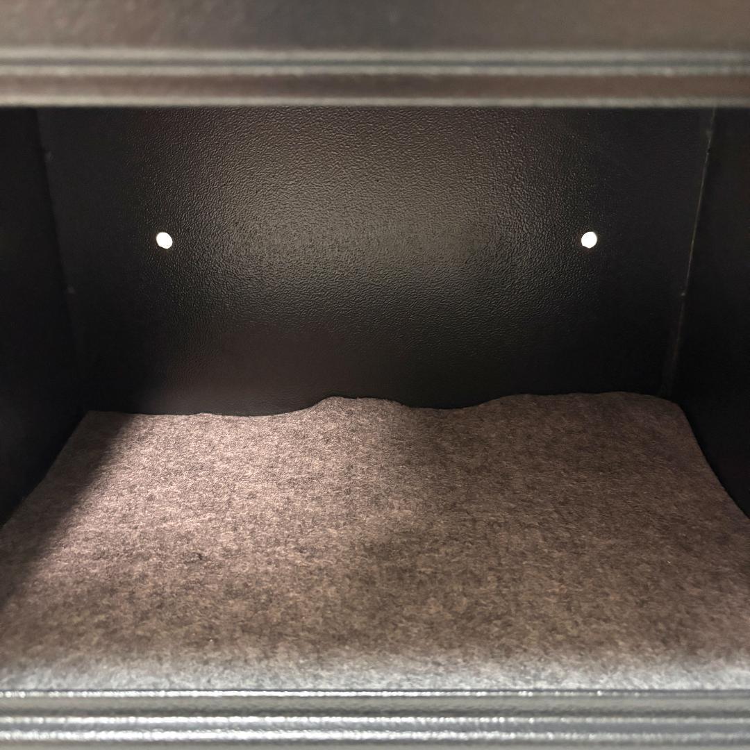 【美品】sentry safe テンキー式 据置型保管庫 X055 金庫