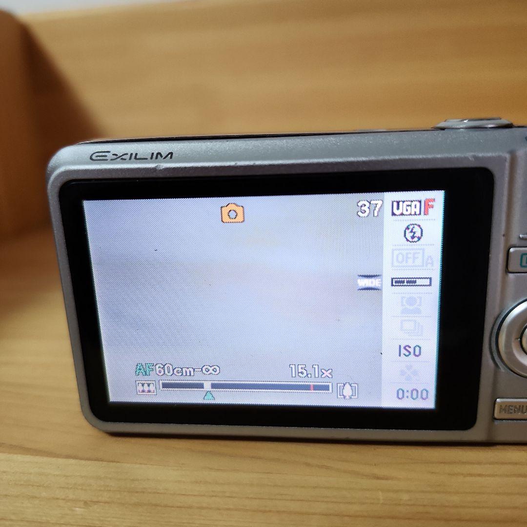 純正バッテリー付き　動作確認済　CASIO EXILIM EX-Z80　デジカメ