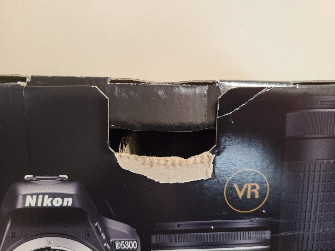 ほぼ新品 Nikon D5300 18-55 S数6773回 72
