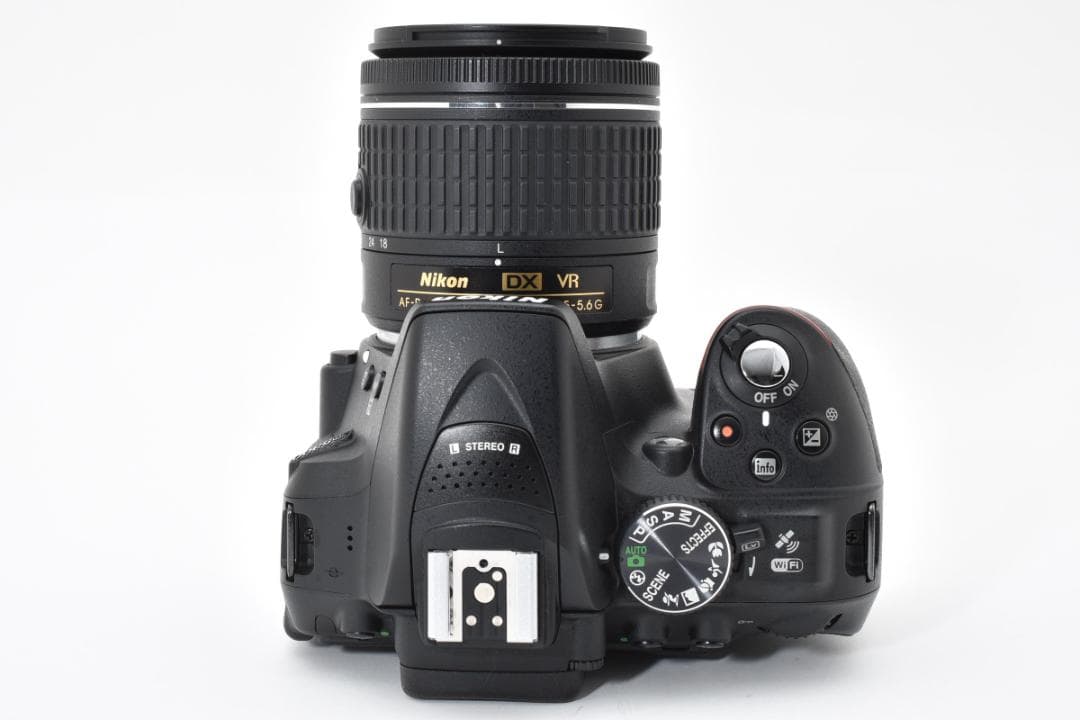 ほぼ新品 Nikon D5300 18-55 S数6773回 72
