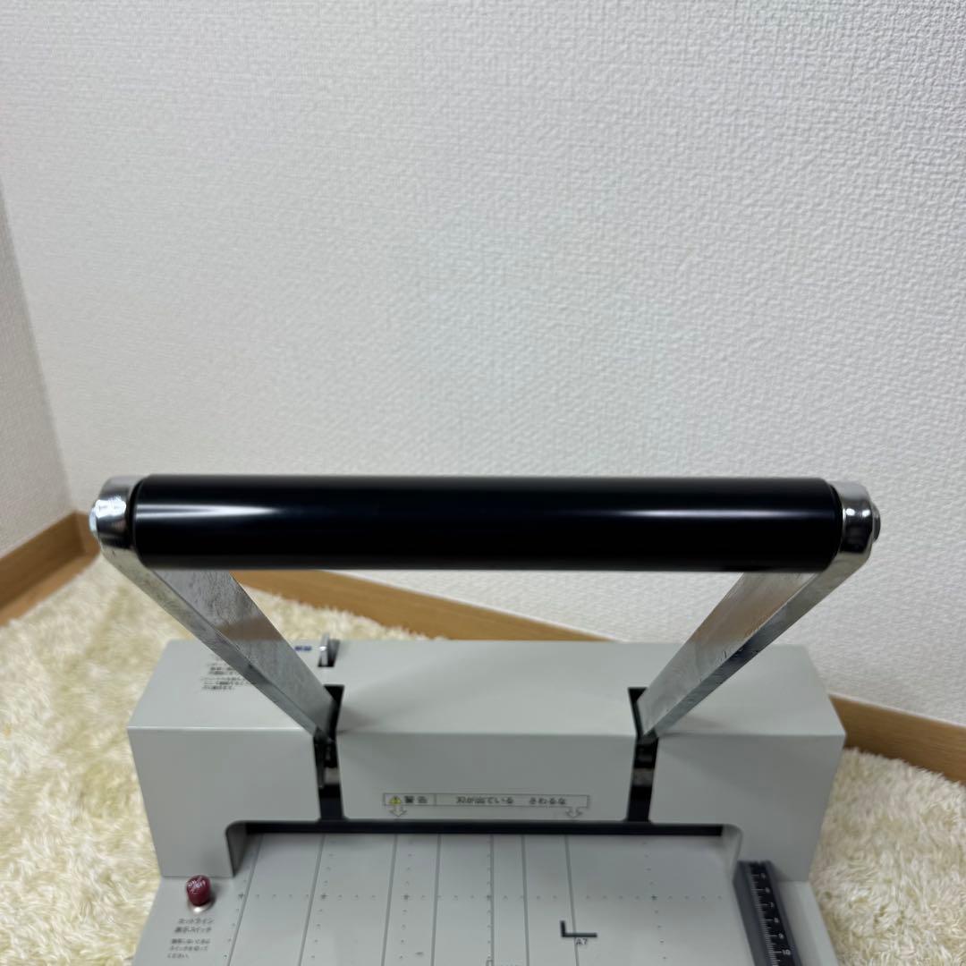 【訳あり】　PLUS 断裁機 PK-513LN 自炊裁断機