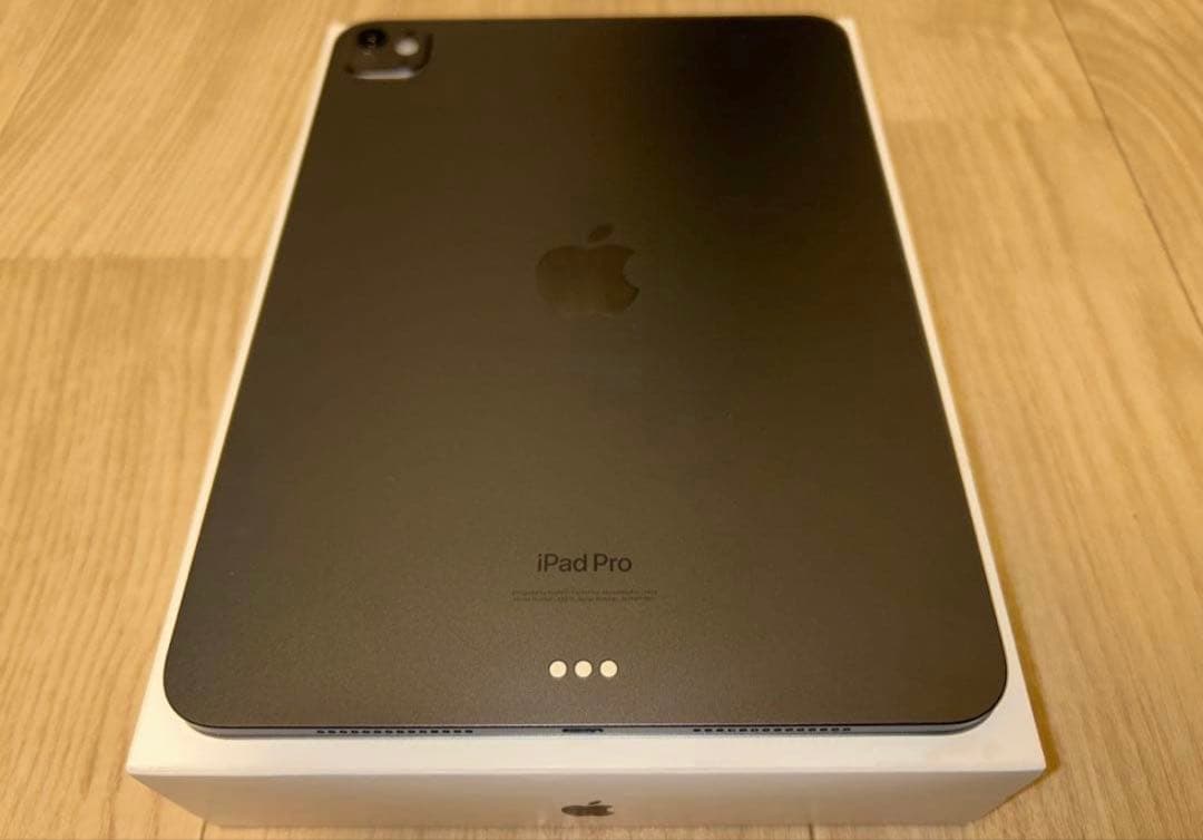 iPad Pro M4 256GB セルラー モデル 美品 キーボード セット