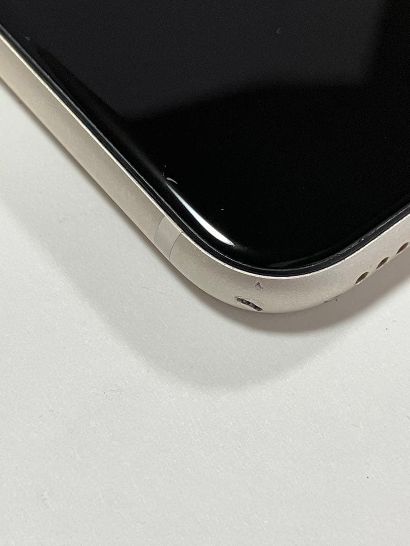 Apple iPhoneSE 第3世代 64GB SIMフリー 電池容量75%