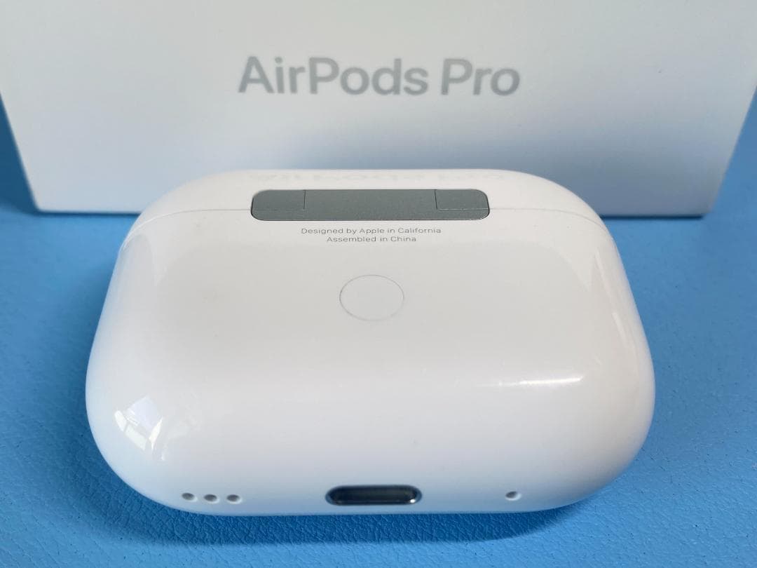 AirPods Pro 第2世代 充電ケースのみ A2968 HHIR