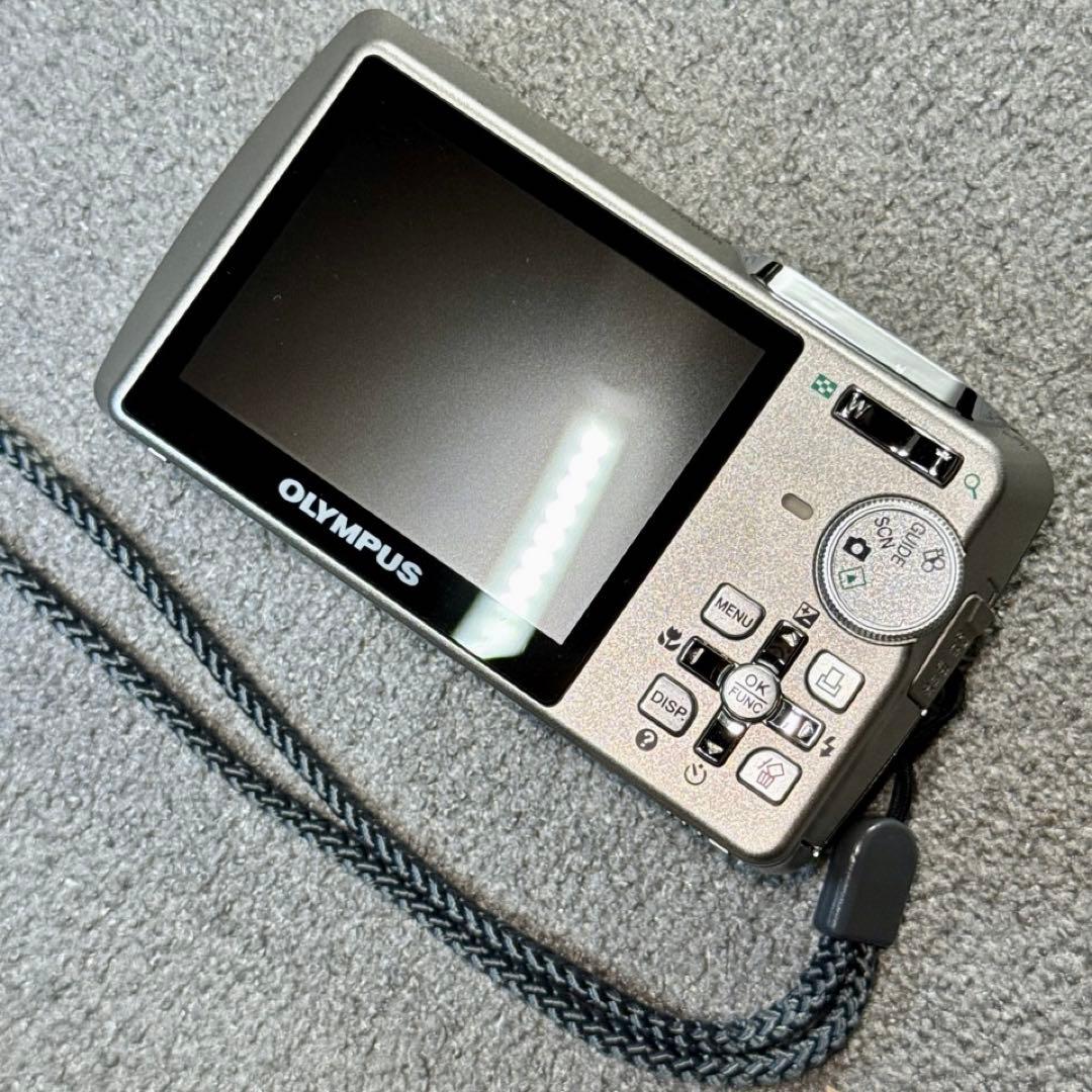 ☆動作OK OLYMPUS μ750 防水 バッテリー＆充電器付き