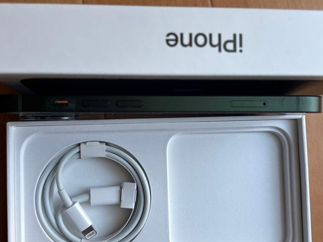 【美品】iPhone 13 グリーン 128GB SIMフリー