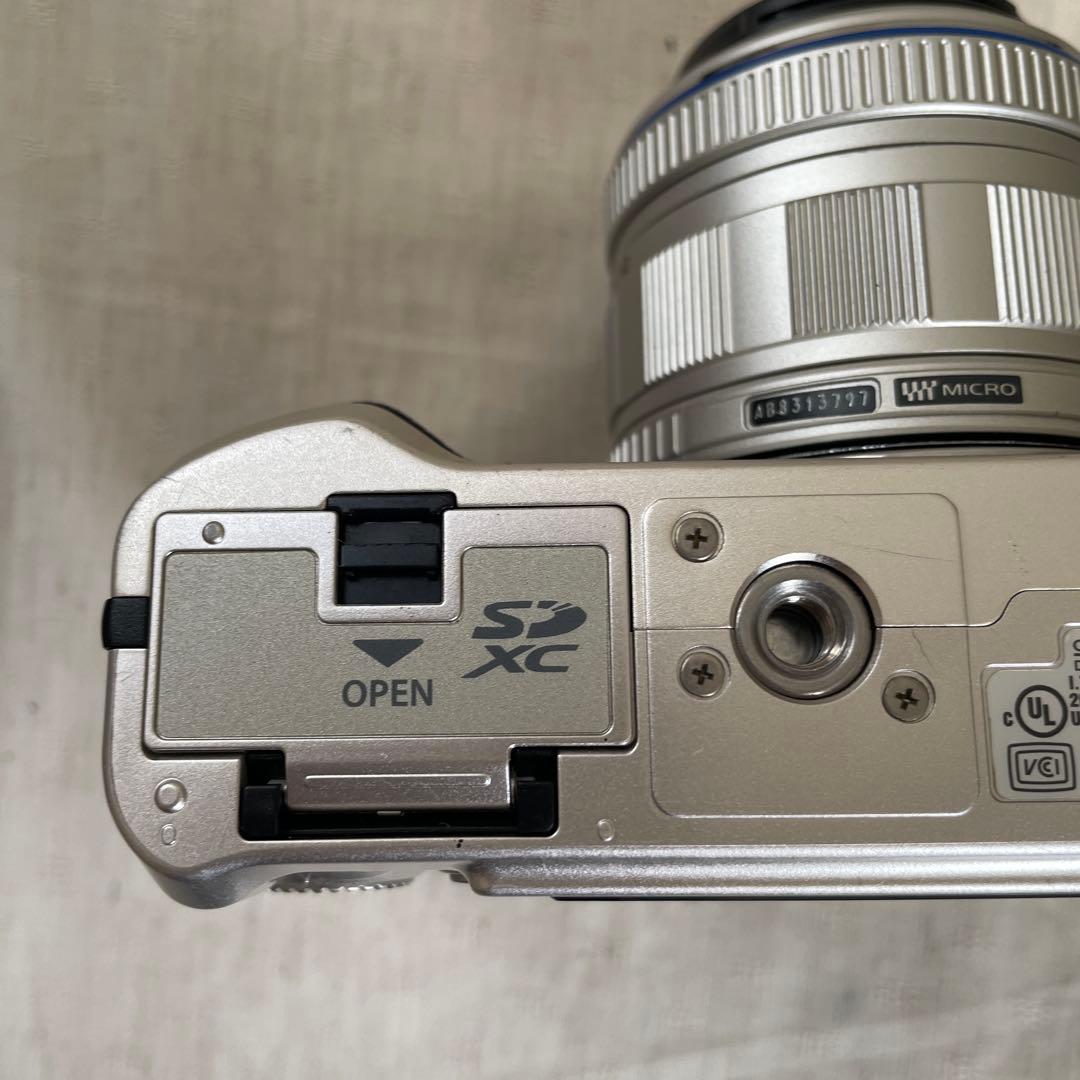 OLYMPUS PEN E-PL2 ミラーレス一眼 ダブルズーム※キャップ欠品