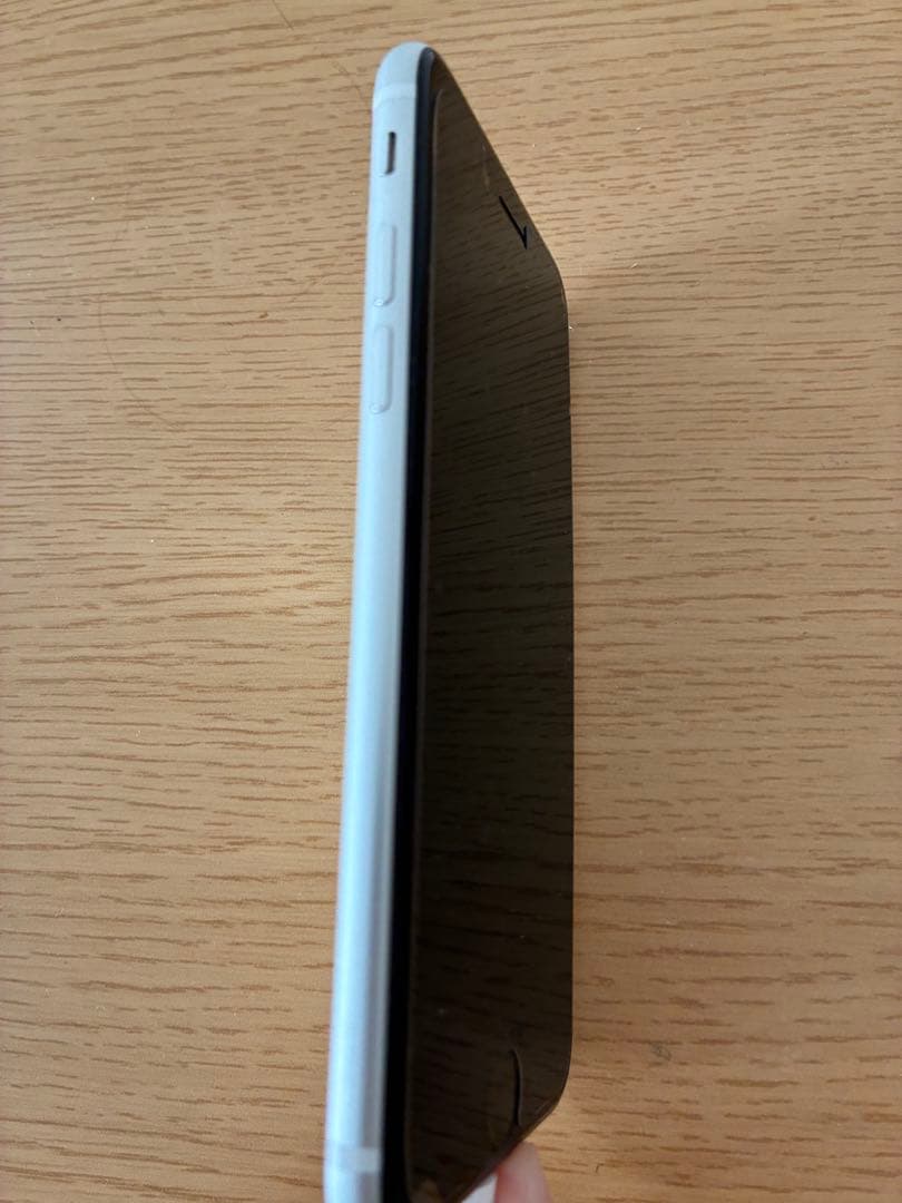 Apple iPhone SE (白)第二世代64GB