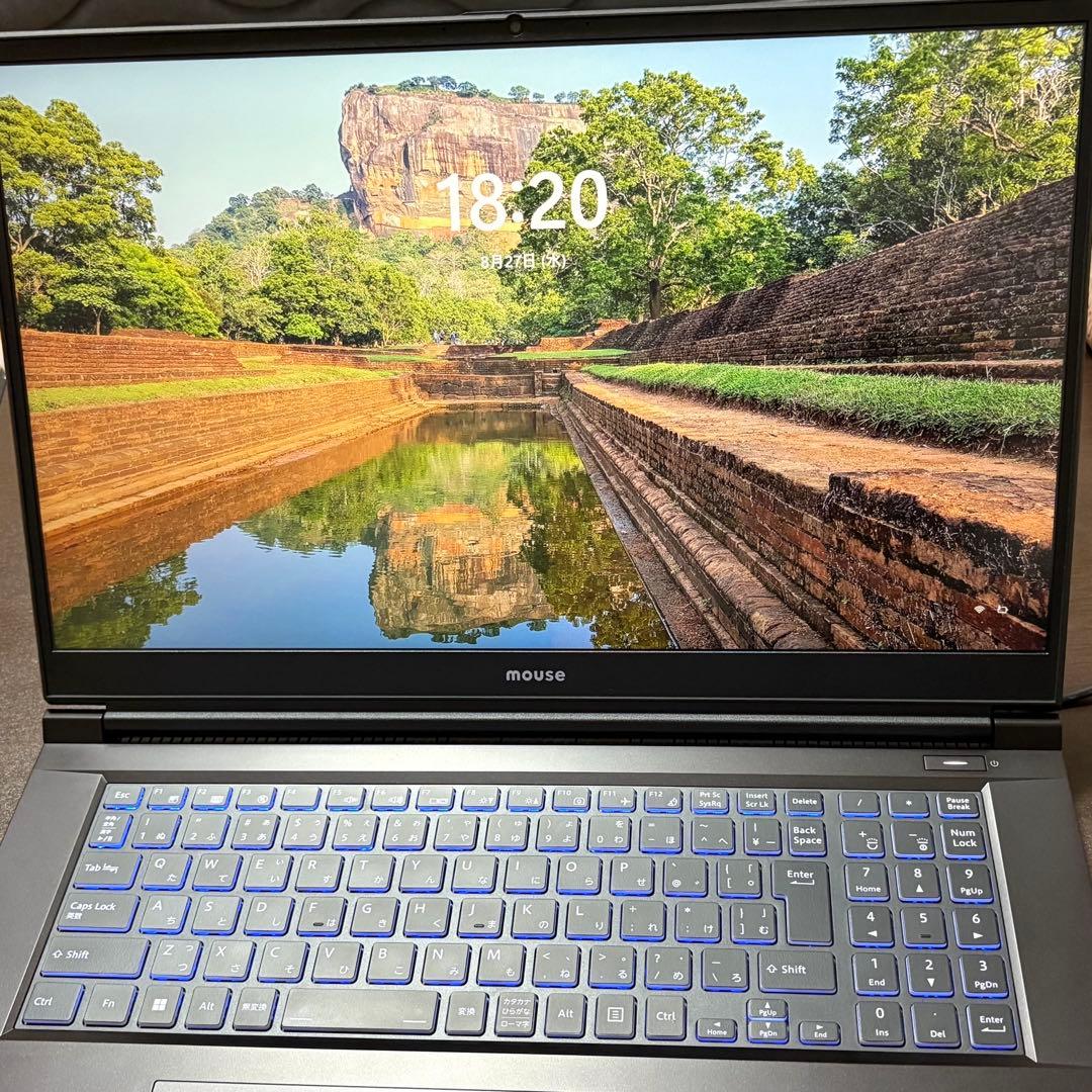 超高性能ノートPC 大画面17インチ パソコンケース付き mouse