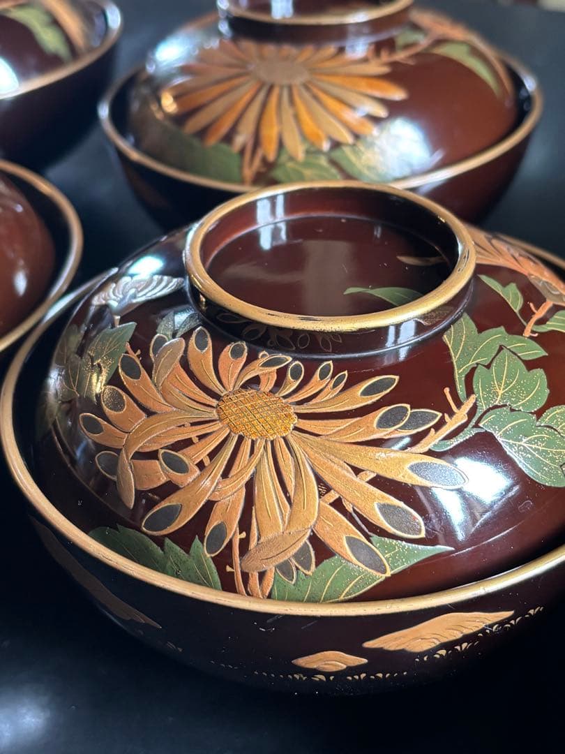 アンティーク品　漆器椀　時代物　 京塗り7客セット 金色の菊花7種類の模様