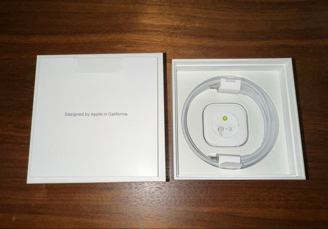 AirPods pro（第１世代）A2084 充電ケーブル付き