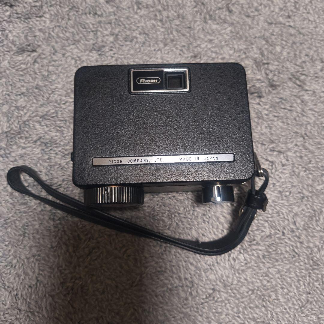 Ricoh Auto Half SE コンパクトフィルムカメラ