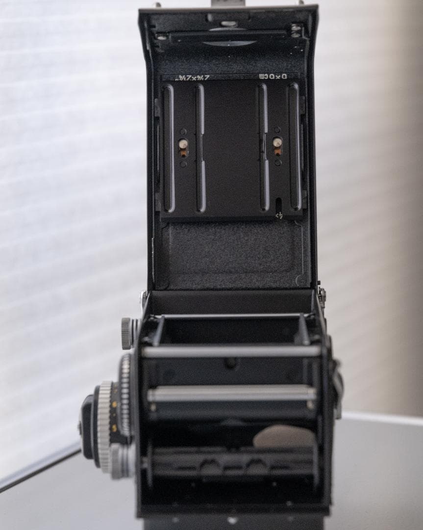 動作品Rolleiflex 2.8F Planar二眼レフwhite face