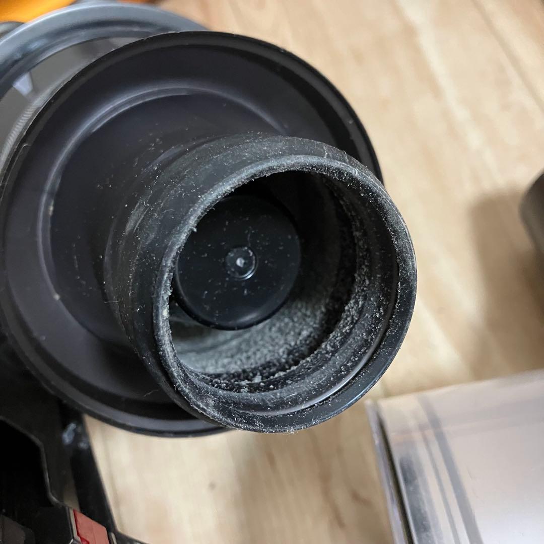 ダイソン掃除機 V8 本体 コードレスクリーナー