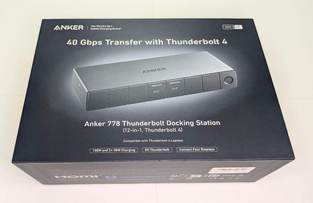 分配器・切替器 Anker 778 Thunderbolt Docking Station