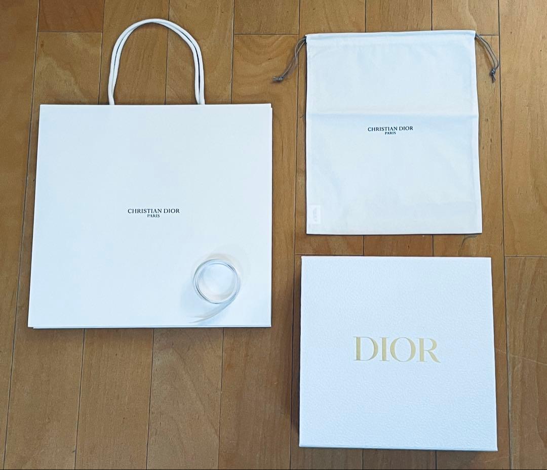 【新品未使用】Dior Luckyリキッドハンド&ボディソープ 350 ポーチ付