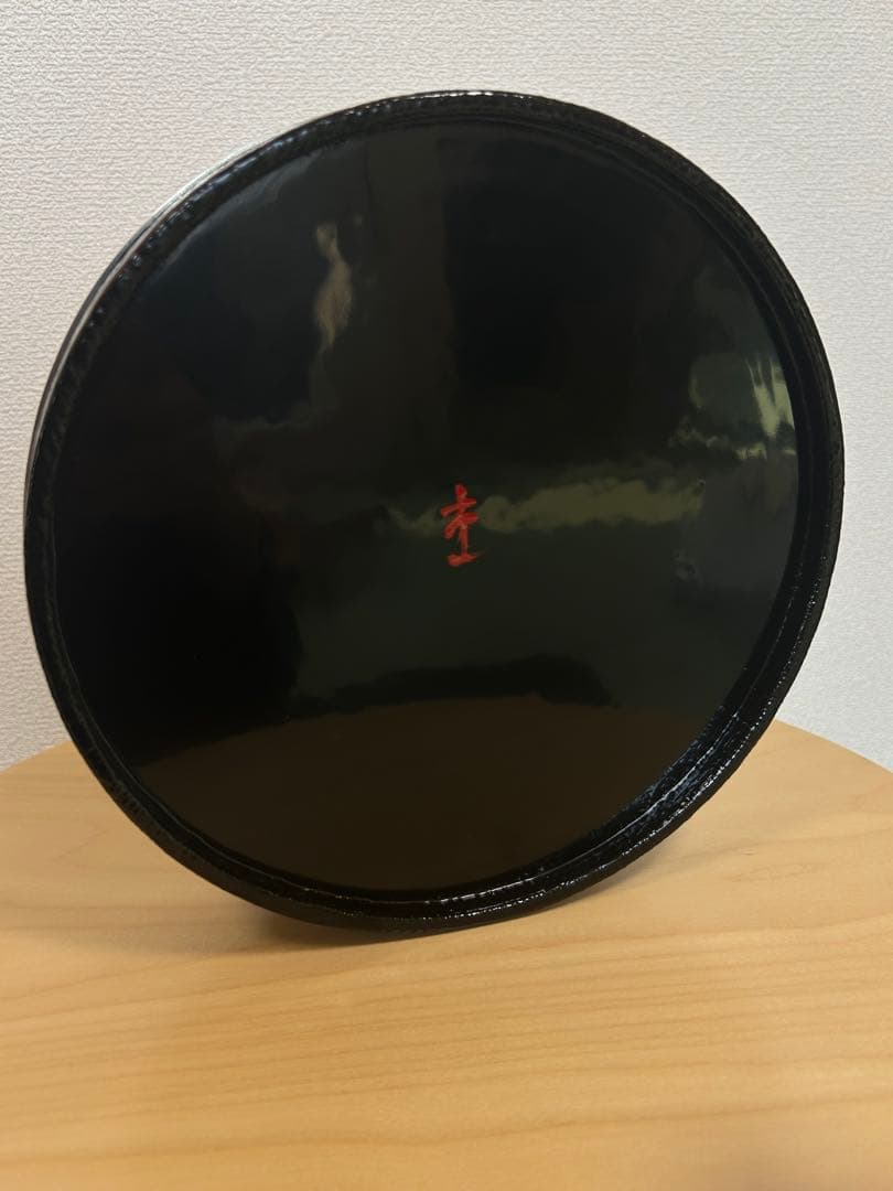 【新品未使用】輪島塗 円形寿司桶-牡丹の花の沈金仕上げ- [内面朱色/外面黒色]