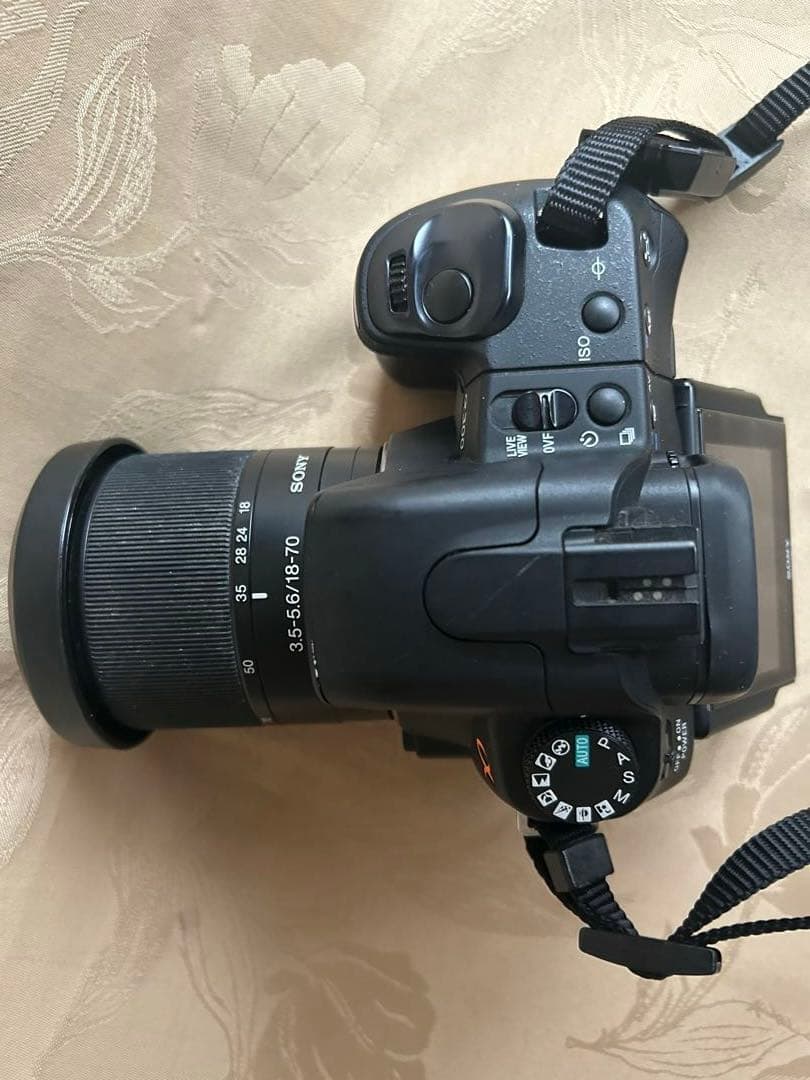 SONY α300 のデジタル一眼レフカメラ　ズーム付き　ジャンク品