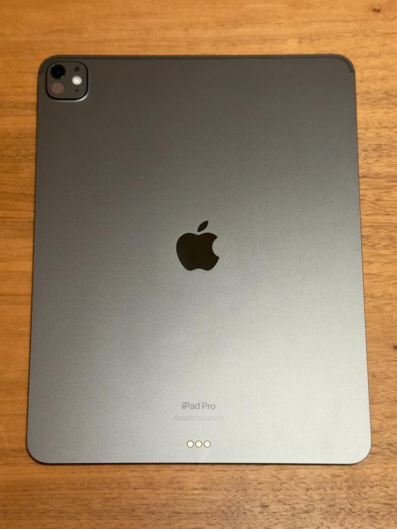 中古品 iPad Pro M4 13インチ MVX23J/A 256GB