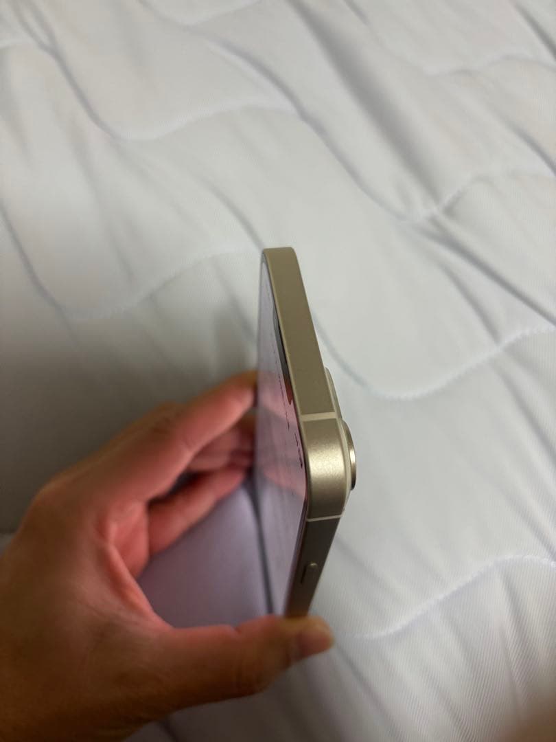 Apple iPhone 14 128GB 本体