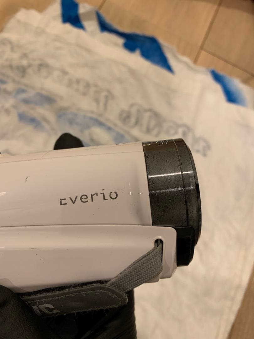 JVC Everio GZ-E565-W ホワイト ジャンク品