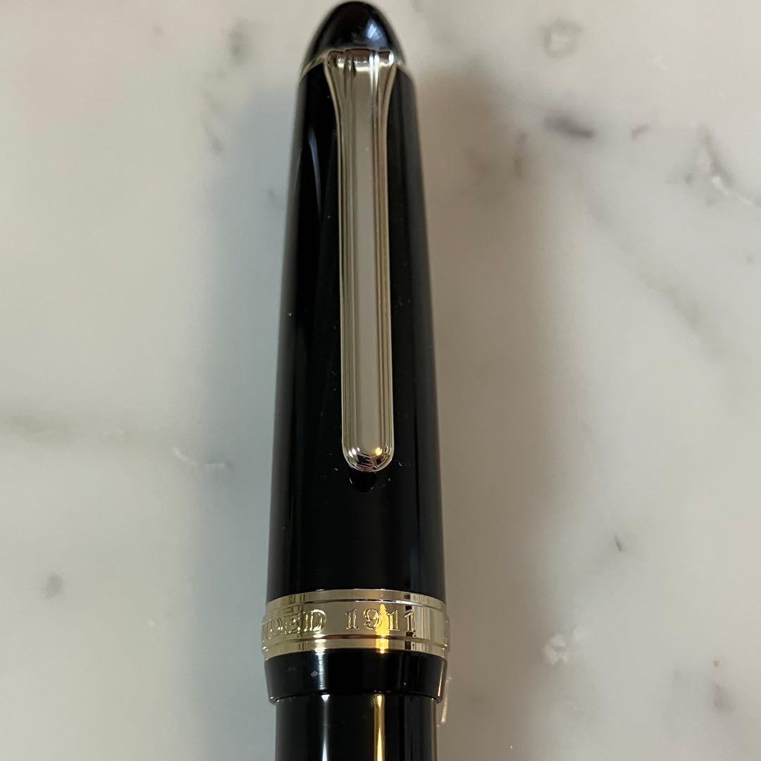 セーラー 万年筆 1911 スタンダード ブラック ゴールド 14K H-M中字