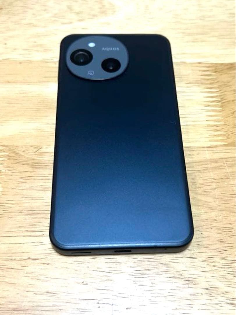 AQUOS sense 9 本体　SIMフリー　ケース　ガラスフィルム付き