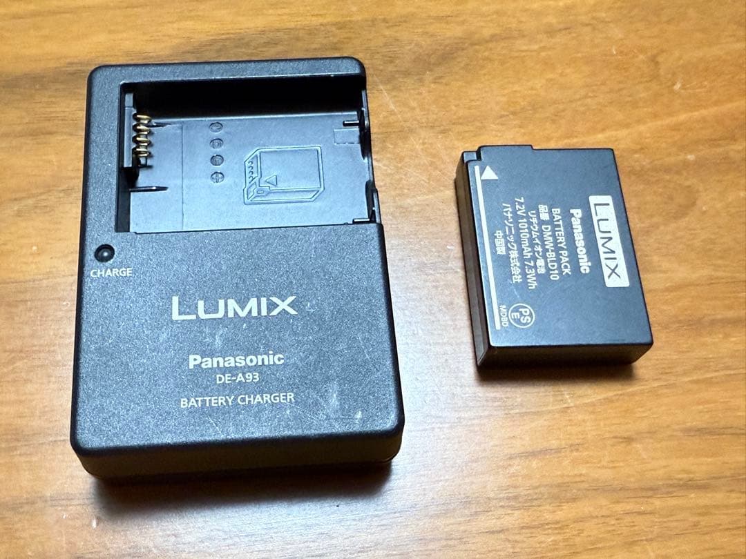 LUMIX ミラーレス一眼カメラ ホワイト DMC-GF2