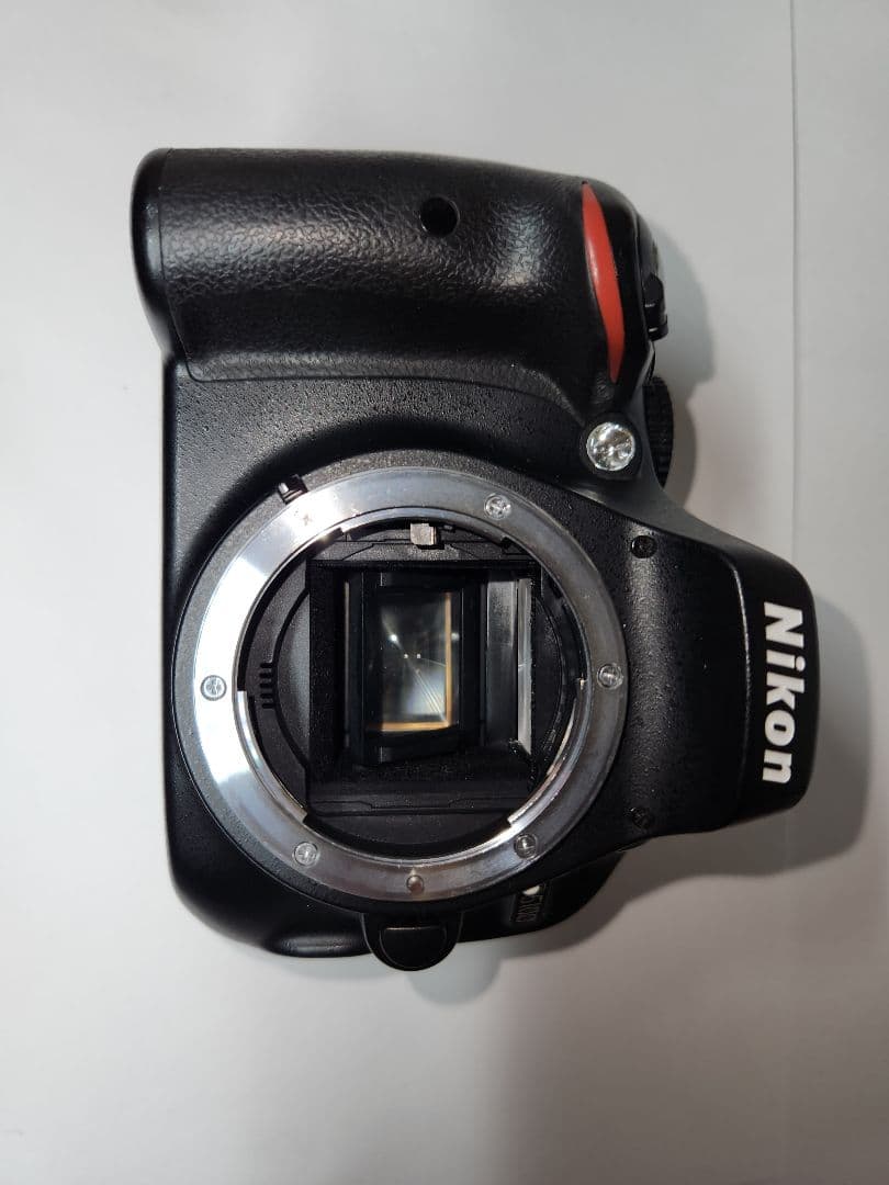 Nikon D5100 デジタル一眼レフカメラ