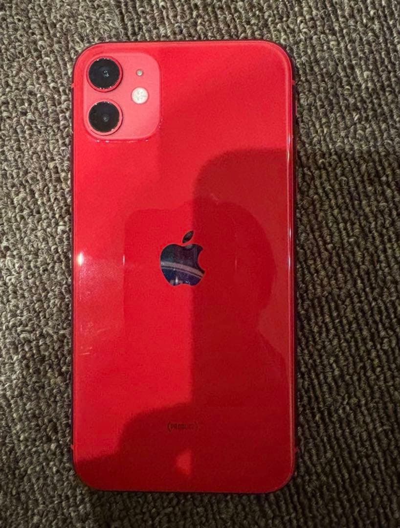 Apple iPhone 11 本体 赤色　64G SIMフリー
