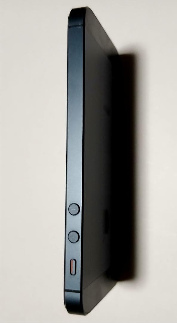 Softbank Apple iPhone 5 極上状態 MD297J 16GB