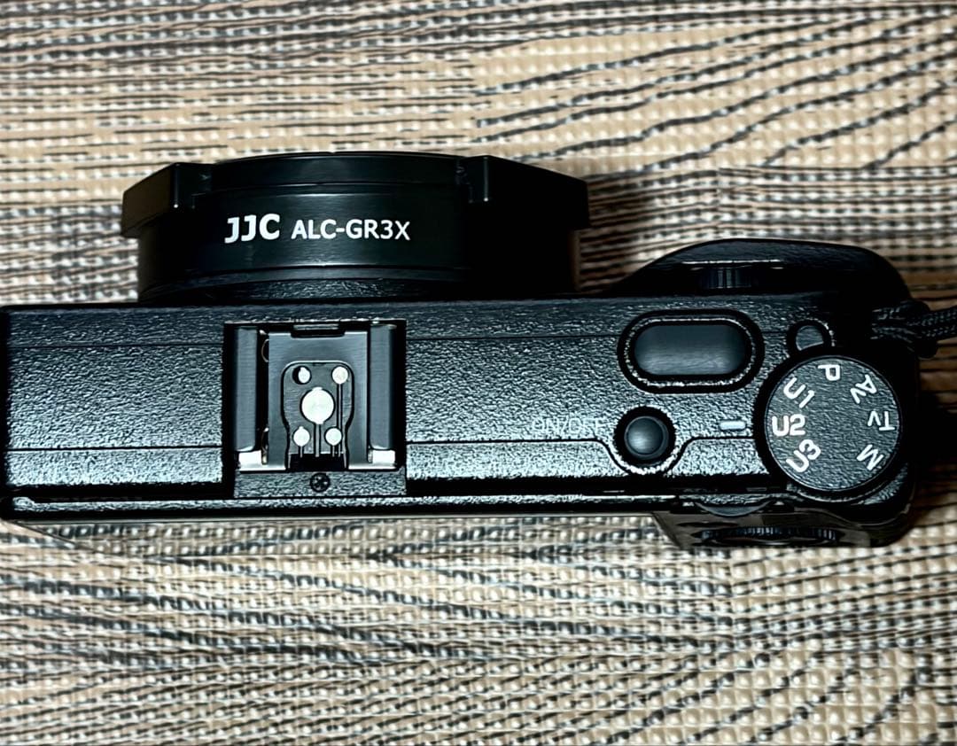 RICOH GR 3 X 保護フィルター、予備バッテリー、自動開閉キャップ付
