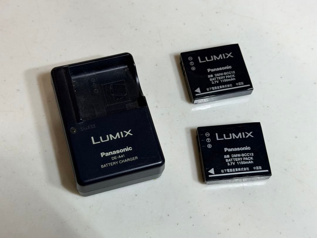LUMIX DMC-LX3【防湿庫保管】革ケース・ワイコン予備バッテリー付